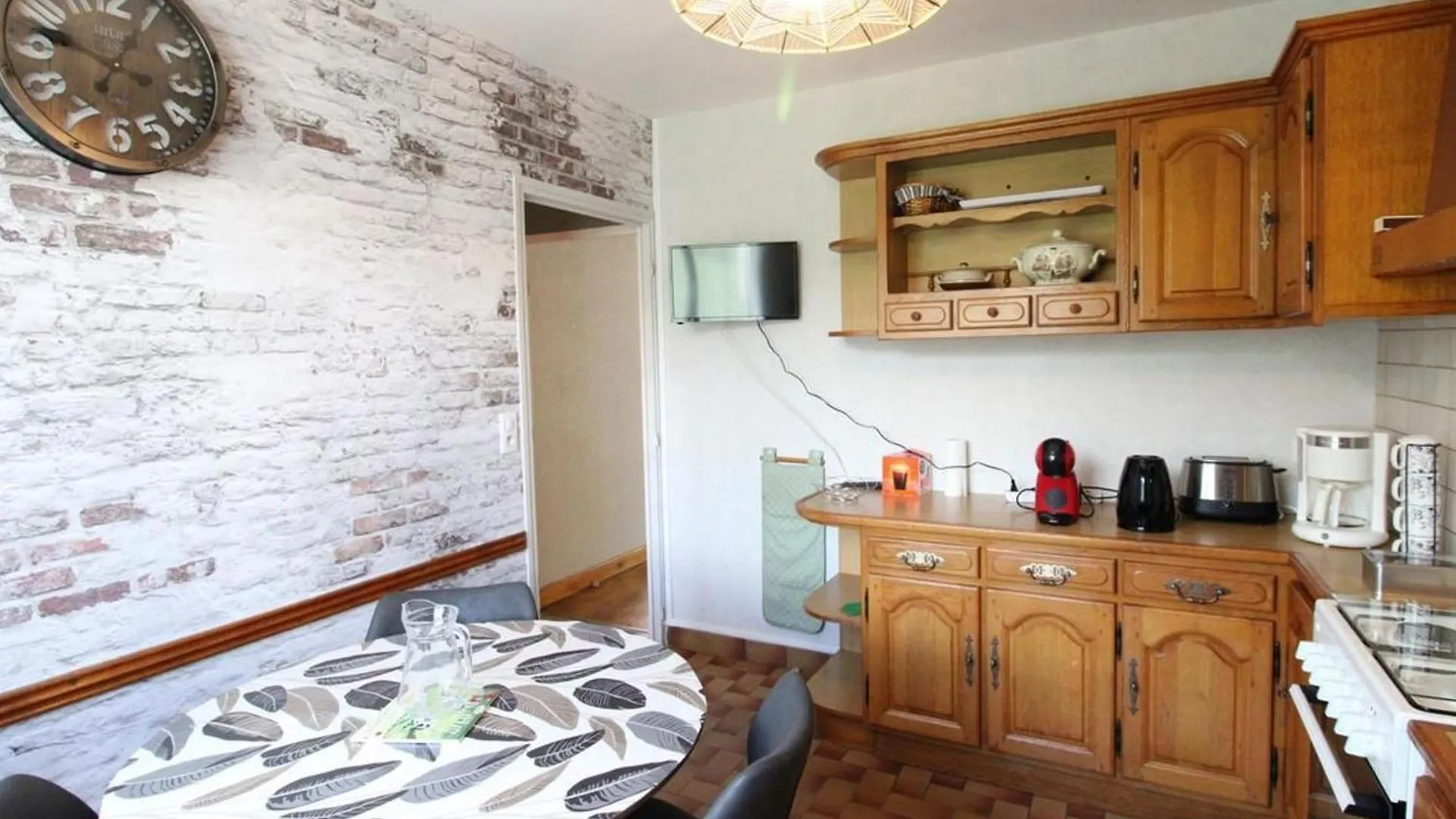 Maison Independante Au Calme Avec Jardin, Proche Activites Nature, Ski Et Lacs, Animaux Acceptes - Fr-1-742-551 Condat  Holiday home