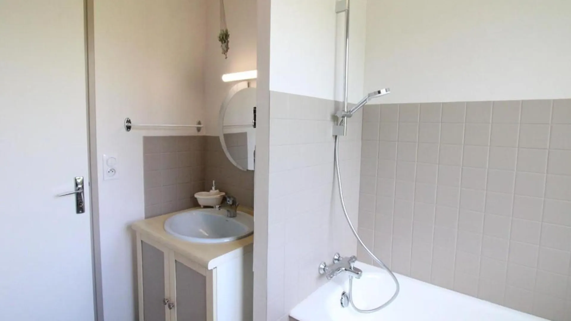 Holiday home Maison Independante Au Calme Avec Jardin, Proche Activites Nature, Ski Et Lacs, Animaux Acceptes - Fr-1-742-551 Condat  France
