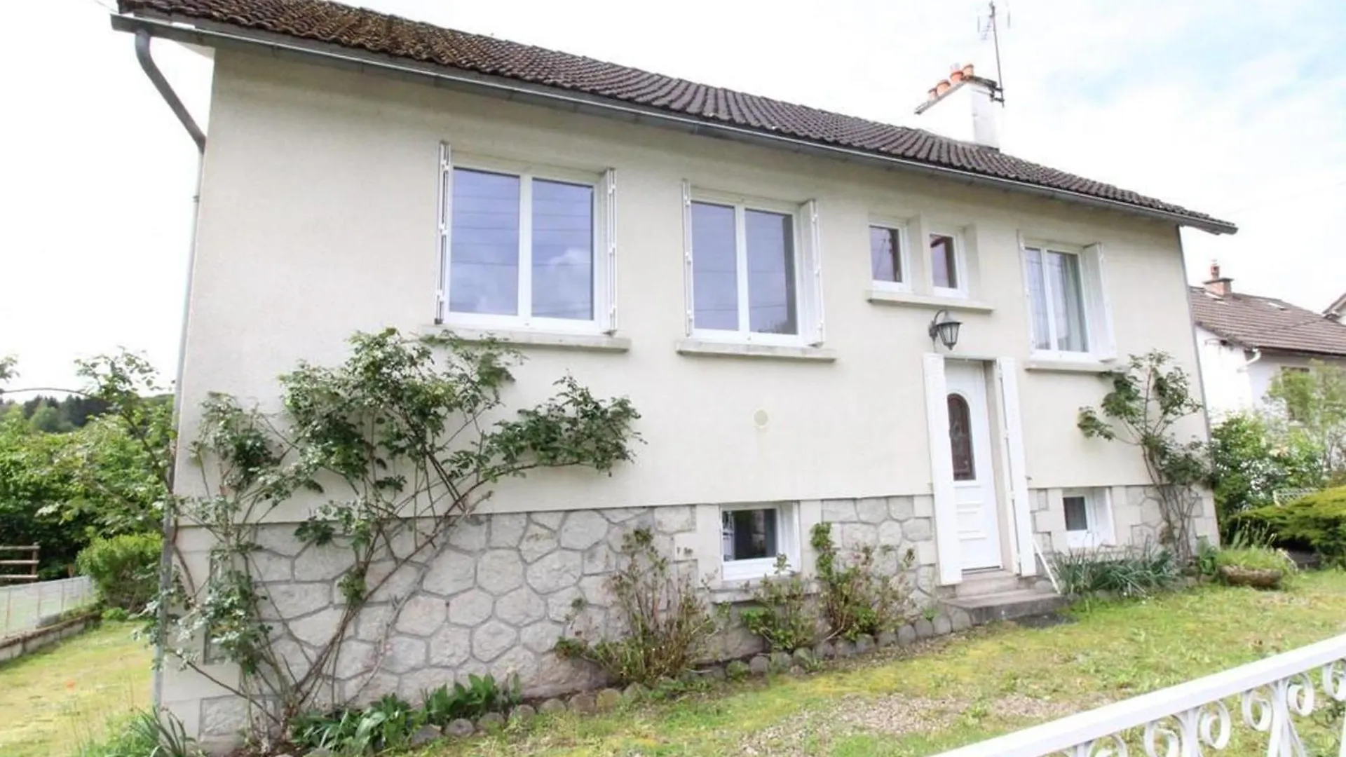 Maison Independante Au Calme Avec Jardin, Proche Activites Nature, Ski Et Lacs, Animaux Acceptes - Fr-1-742-551 Condat  France